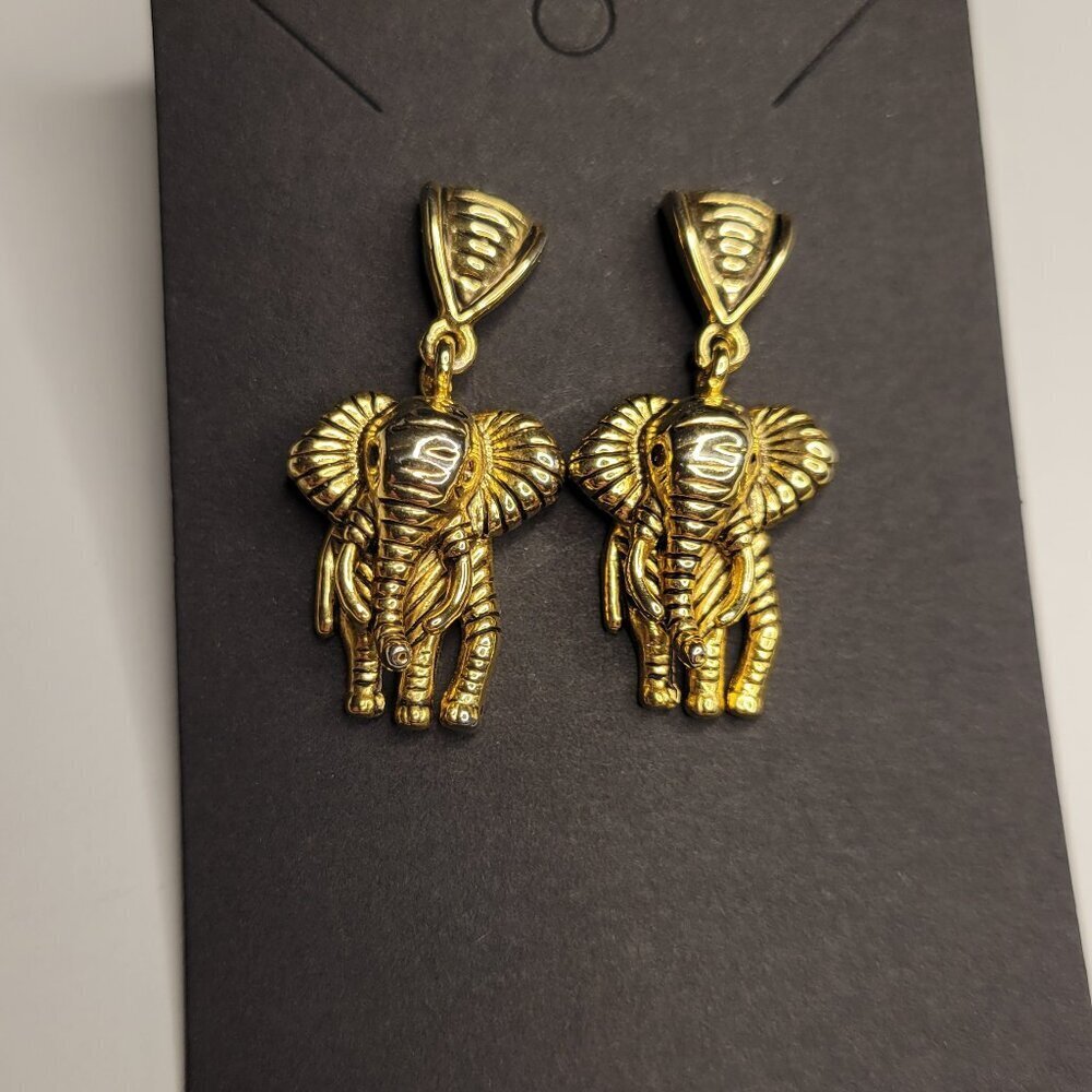 💥FREE w/Purchase Elephant Pierced Earrings